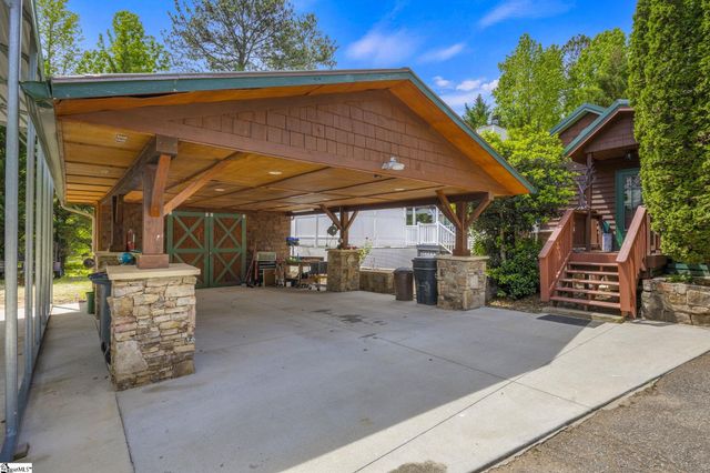 213 Cox Ridge Court, Travelers Rest, SC 29690