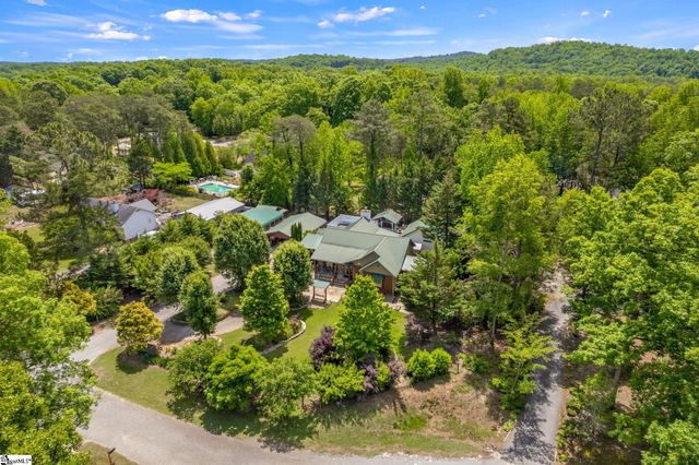 213 Cox Ridge Court, Travelers Rest, SC 29690