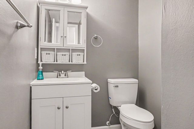 406 Crestview Drive B, Summerville, SC 29485