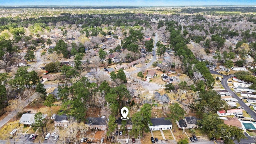 Image 23 of property listing at 406 Crestview Drive B, Summerville, SC 29485