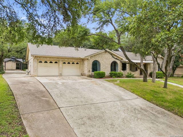 108 W LAUREL LN, San Marcos, TX 78666