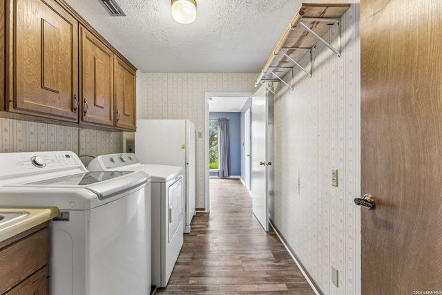 108 W LAUREL LN, San Marcos, TX 78666