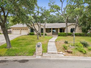 108 W LAUREL LN, San Marcos, TX 78666