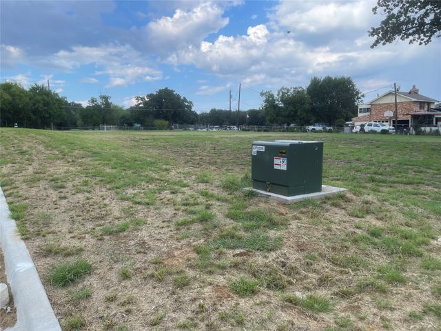 2717 Frontline Road, Fort Worth, TX 76119