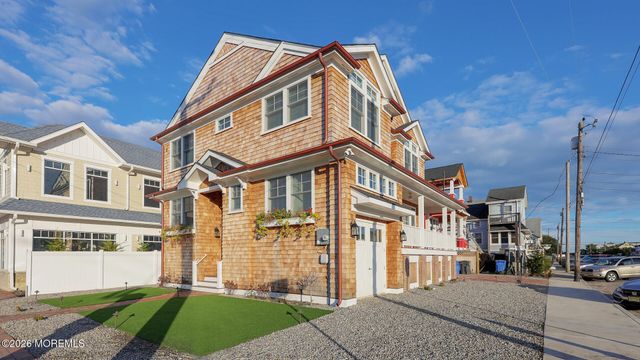 229 3rd Street, Beach Haven, NJ 08008