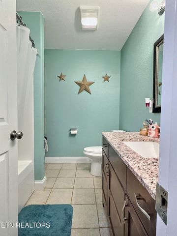 159 Carroll Hollow Rd, Clinton, TN 37716