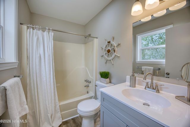 119 Shadow Brook Drive, Jacksonville, NC 28546