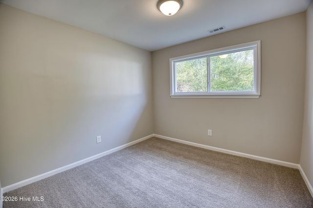 119 Shadow Brook Drive, Jacksonville, NC 28546