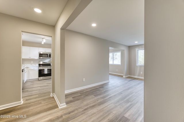 119 Shadow Brook Drive, Jacksonville, NC 28546