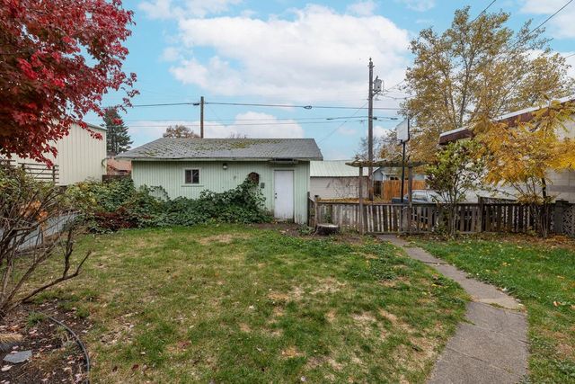 2417 W Dalton Ave, Spokane, WA 99205