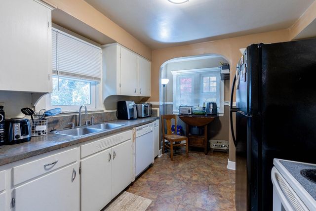 2417 W Dalton Ave, Spokane, WA 99205