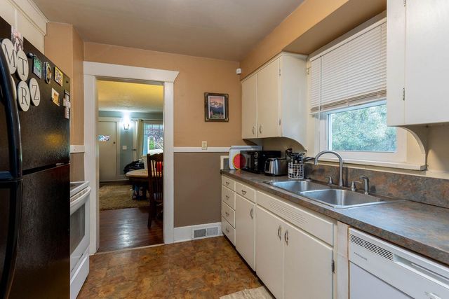 2417 W Dalton Ave, Spokane, WA 99205