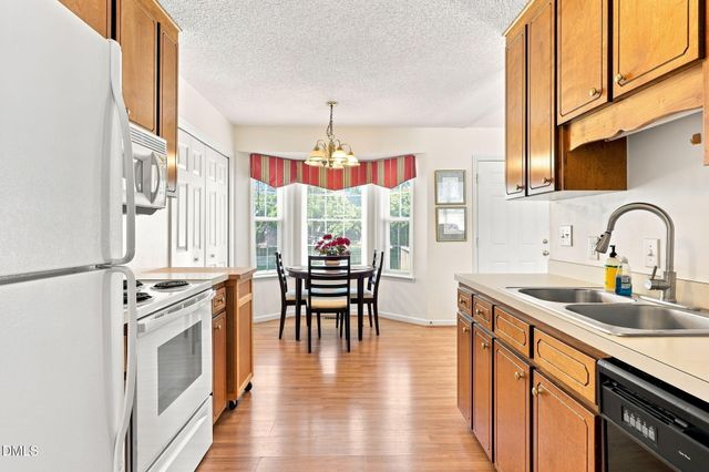 607 Garrison Avenue, Clayton, NC 27520