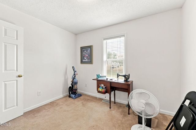 607 Garrison Avenue, Clayton, NC 27520