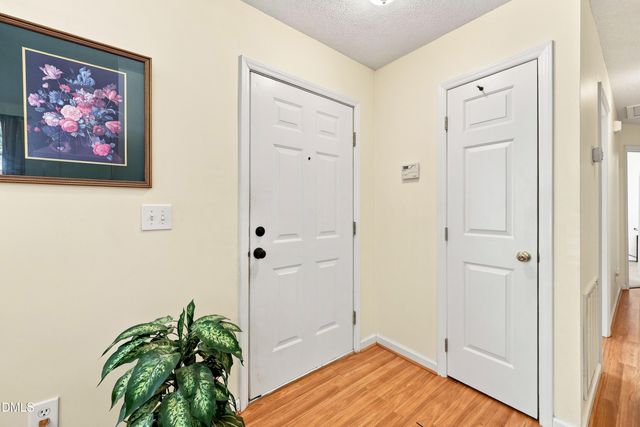 607 Garrison Avenue, Clayton, NC 27520
