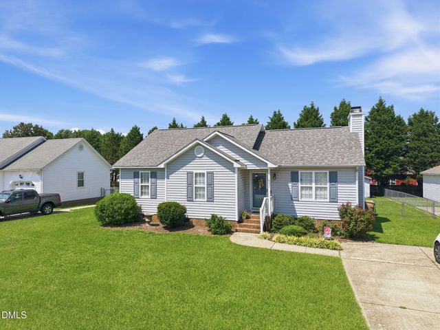 607 Garrison Avenue, Clayton, NC 27520