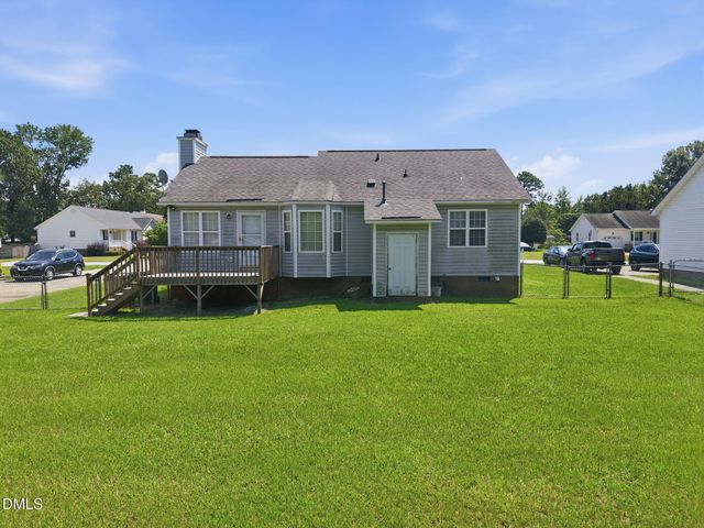 607 Garrison Avenue, Clayton, NC 27520