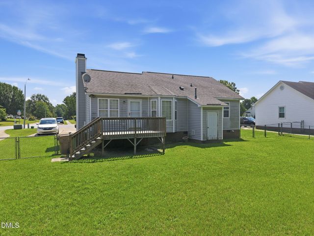 607 Garrison Avenue, Clayton, NC 27520