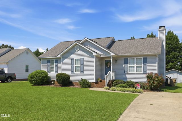 607 Garrison Avenue, Clayton, NC 27520