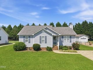 607 Garrison Avenue, Clayton, NC 27520