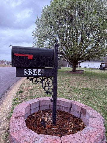 3344 Poplar Hl, Clarksville, TN 37043