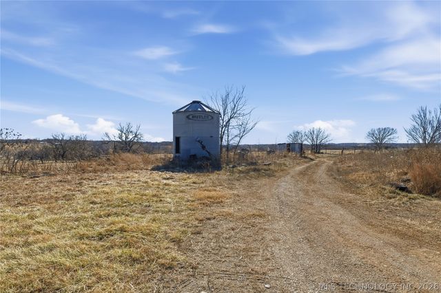 4522 S 4310 Road, Big Cabin, OK 74332