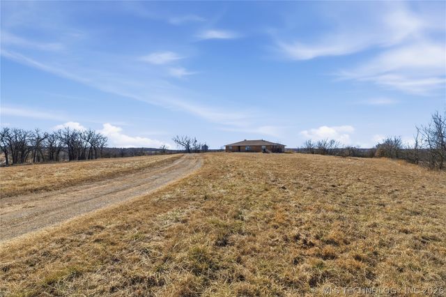 4522 S 4310 Road, Big Cabin, OK 74332