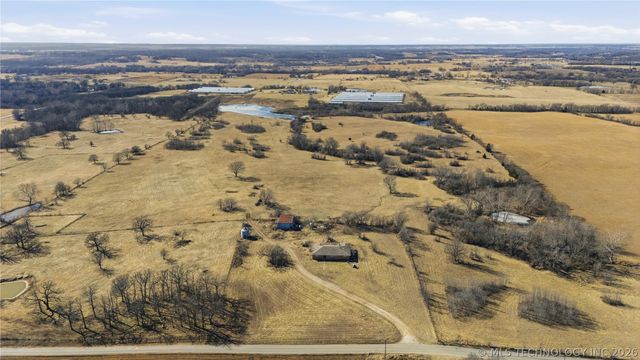 4522 S 4310 Road, Big Cabin, OK 74332