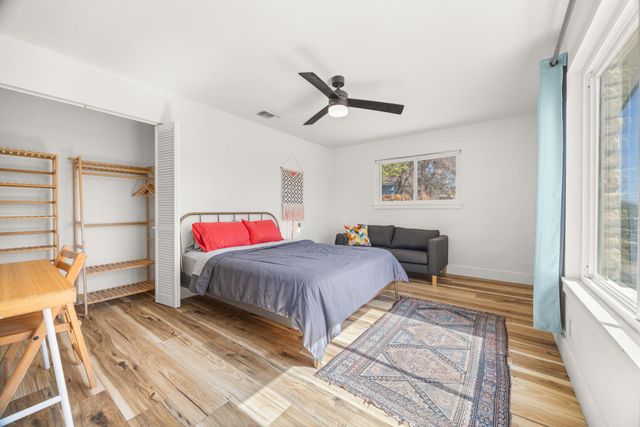 5002 Ledesma RD, Austin, TX 78721