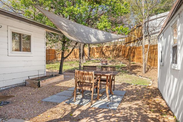 5002 Ledesma RD, Austin, TX 78721