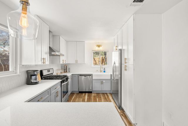 5002 Ledesma RD, Austin, TX 78721