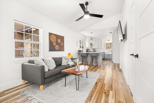 5002 Ledesma RD, Austin, TX 78721