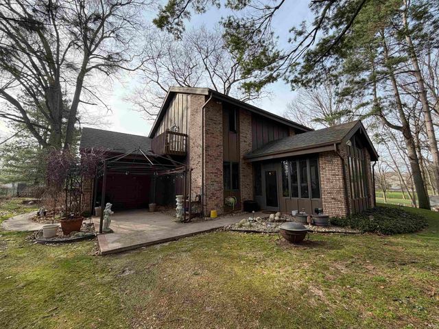 51262 Shady Lane, Elkhart, IN 46514