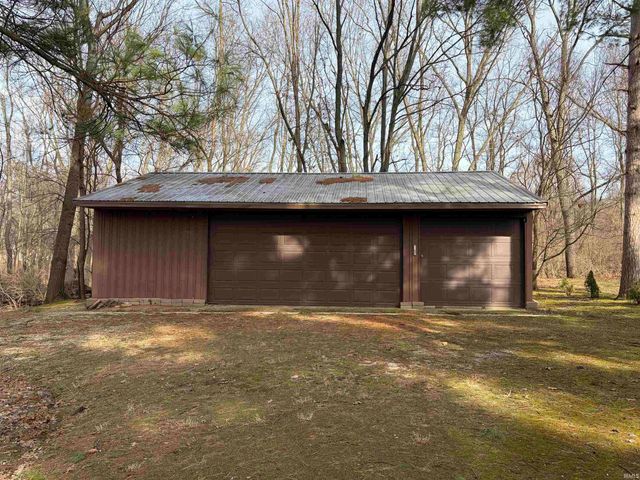 51262 Shady Lane, Elkhart, IN 46514