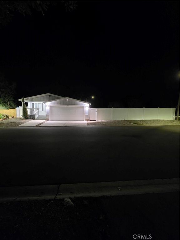 13691 Gavina Avenue 650, Sylmar, CA 91342 — photo 2