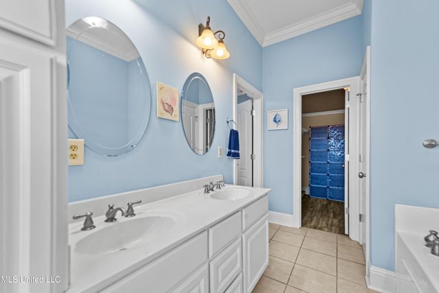 5 Oak Alley Lane, Long Beach, MS 39560