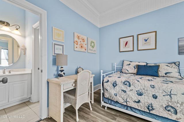 5 Oak Alley Lane, Long Beach, MS 39560