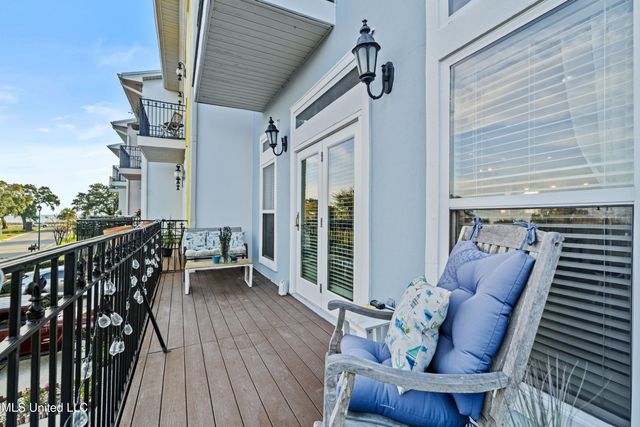 5 Oak Alley Lane, Long Beach, MS 39560