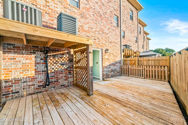 5 Oak Alley Lane, Long Beach, MS 39560