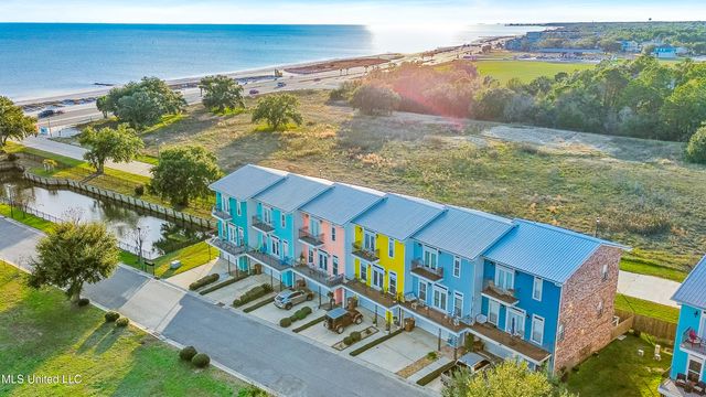 5 Oak Alley Lane, Long Beach, MS 39560