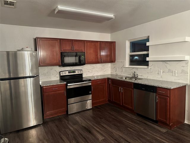 1308 Devine Drive, Lancaster, TX 75146