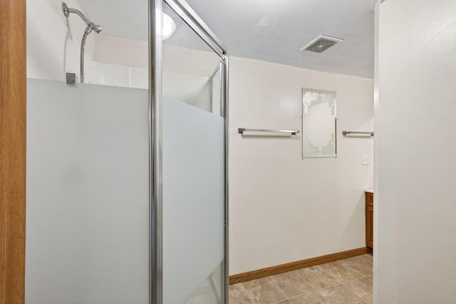 7073 17th Street N, Oakdale, MN 55128