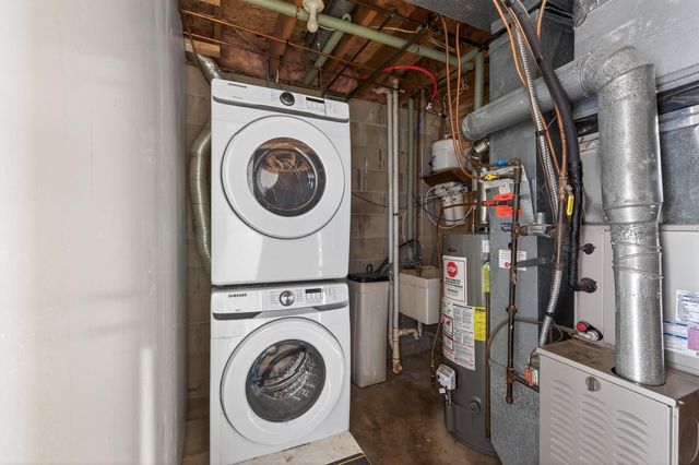 7073 17th Street N, Oakdale, MN 55128