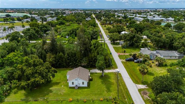 809 BURLAND STREET, Punta Gorda, FL 33950