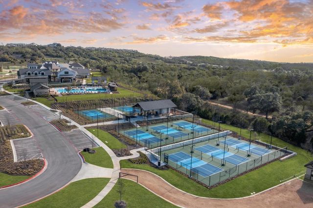 613 Hallwood DR, Liberty Hill, TX 78642