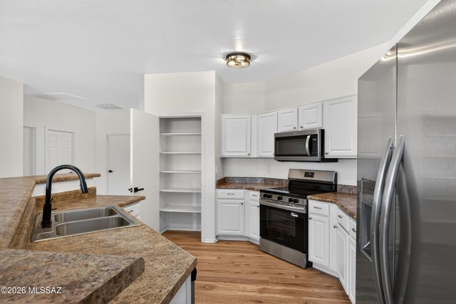 6667 S Avenida Del Arrabal, Tucson, AZ 85756