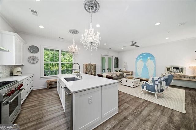 300 Banbury Crossing, Alpharetta, GA 30009