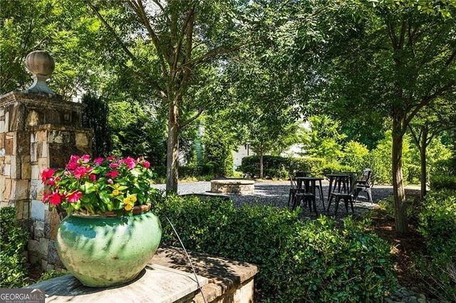 300 Banbury Crossing, Alpharetta, GA 30009