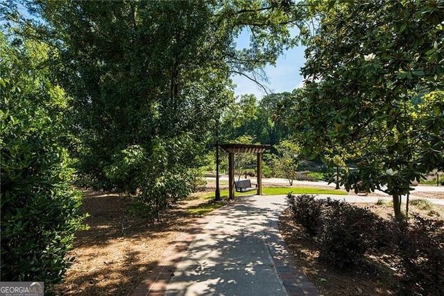 300 Banbury Crossing, Alpharetta, GA 30009