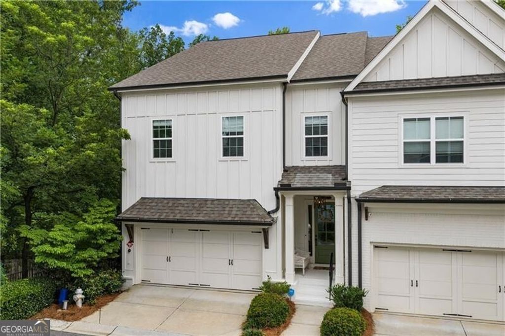 300 Banbury Crossing, Alpharetta, GA 30009